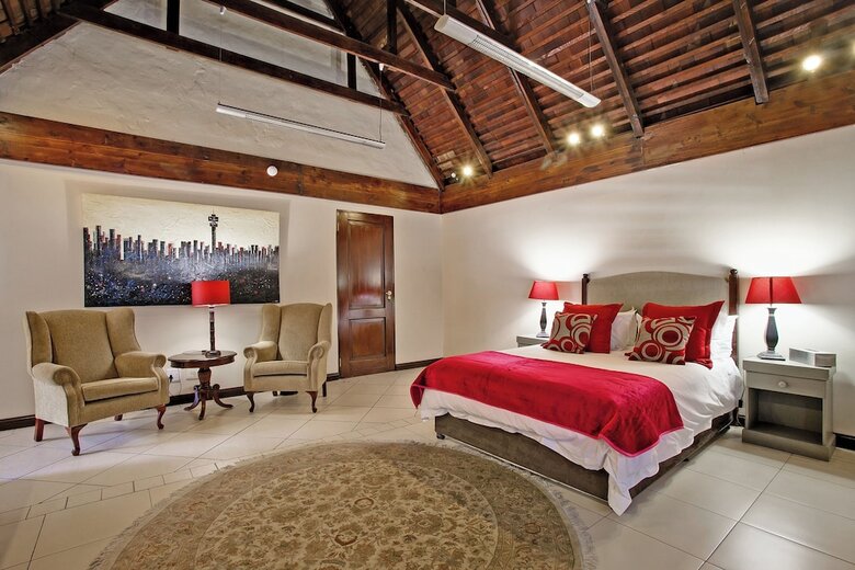 Bed & Breakfast No66 Sandton Lodge