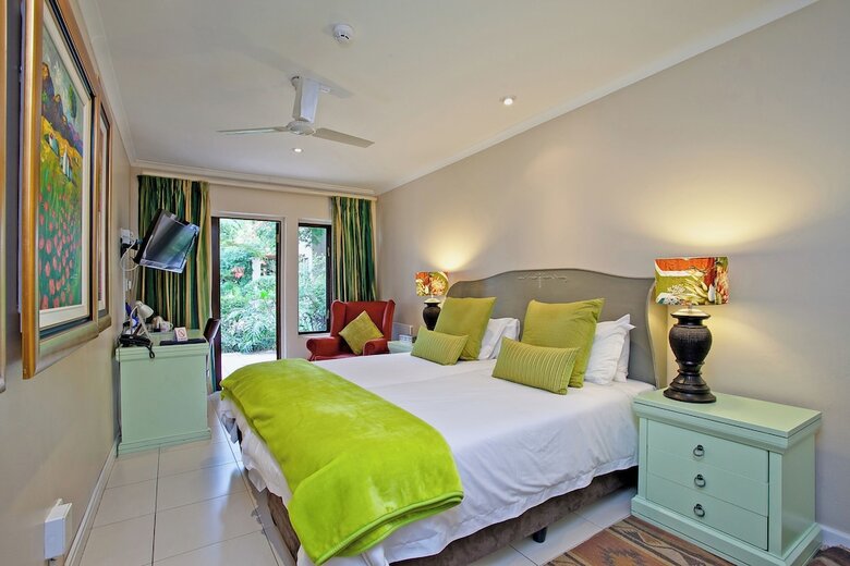 Bed & Breakfast No66 Sandton Lodge