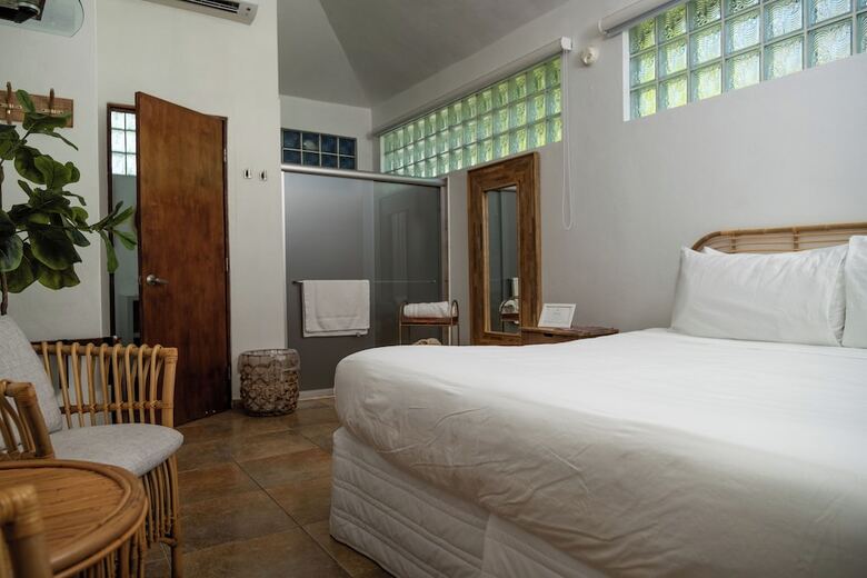 Hotel Turtle Bay Inn