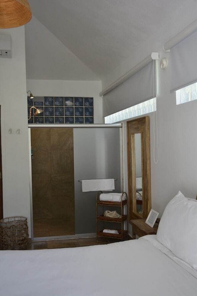 Hotel Turtle Bay Inn