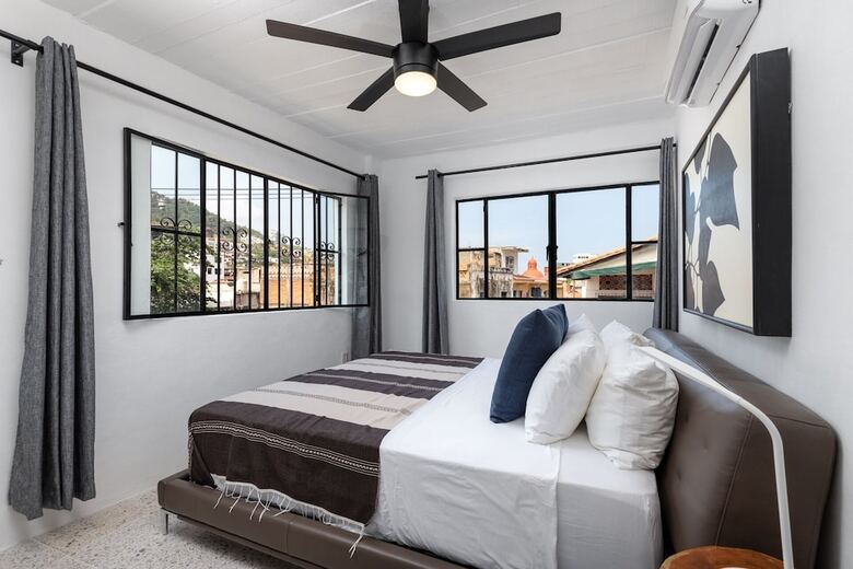 Aparthotel Cuale Condo Retreats