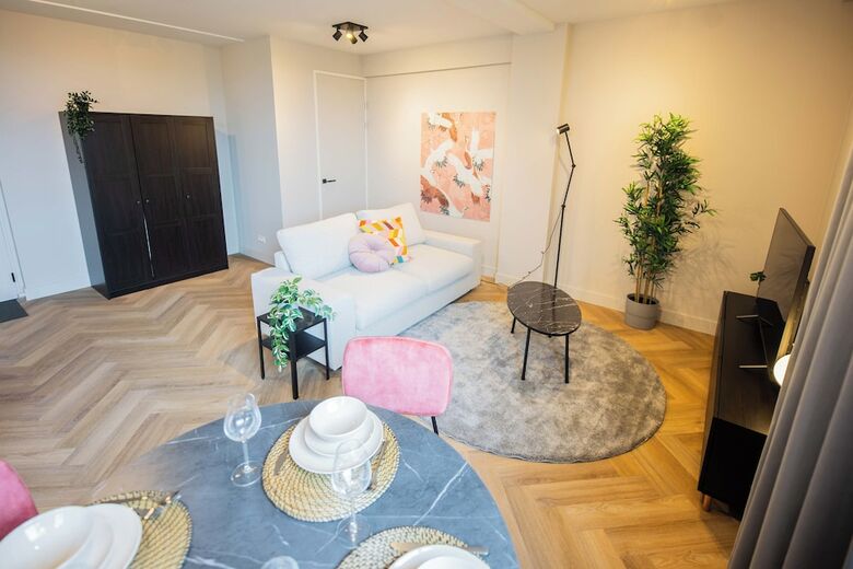 Hotel Alphabet Apartments Hilversum