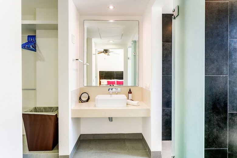 Hotel Nick Price By Stella Rentals