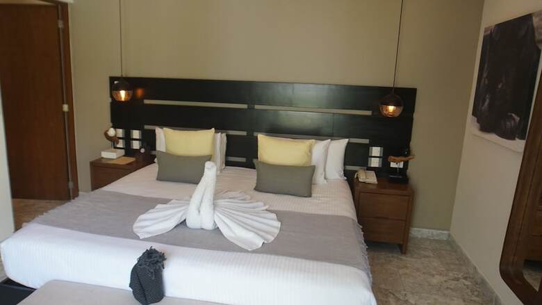 Hotel Panther Bay Villa & Golf