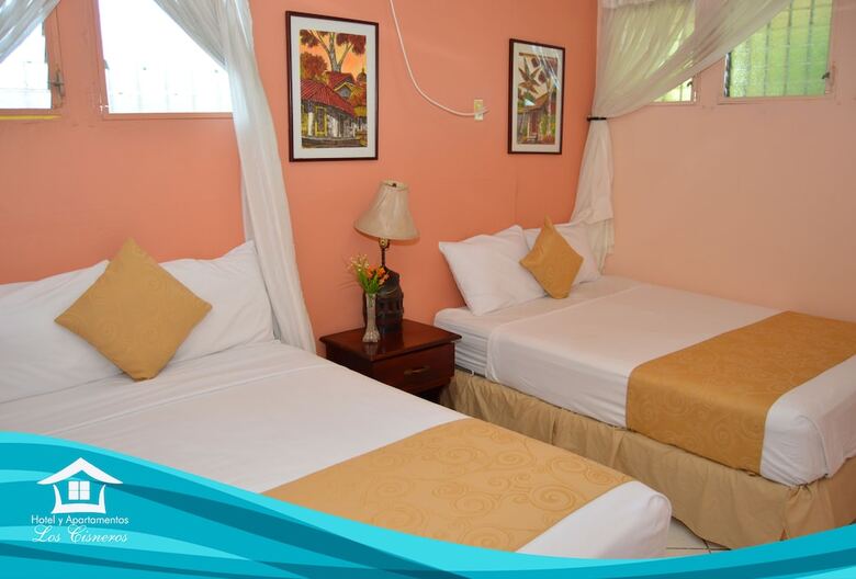 Hotel Los Cisneros