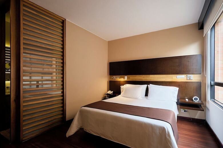 Hotel Mercure Bh Retiro