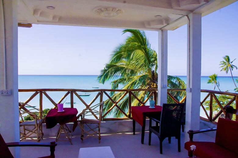 Room-room H - Left Side Sea View2rd Fla
