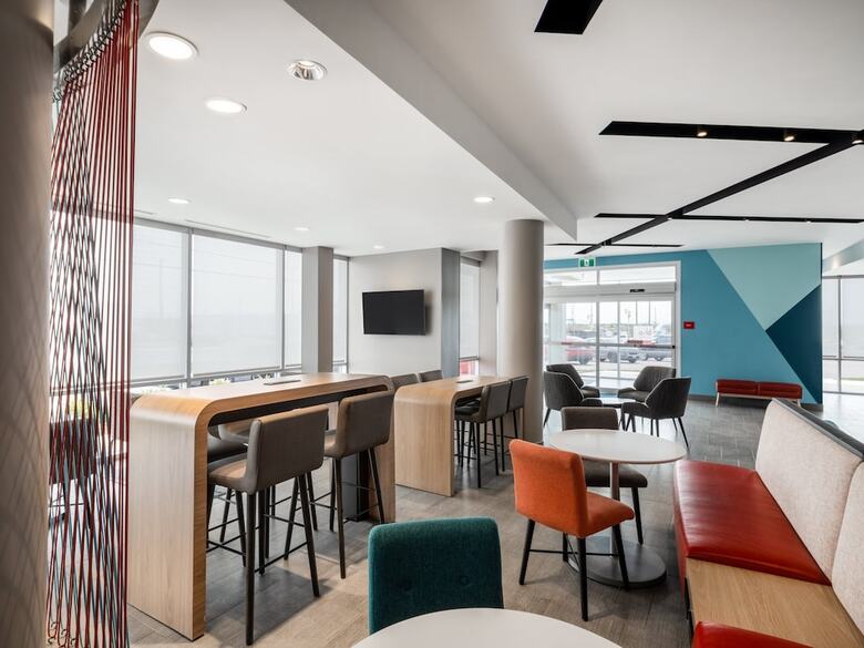 Avid Hotel Toronto - Vaughan Southwest By Ihg