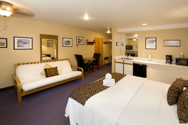 Hotel Holiday Haus Motel