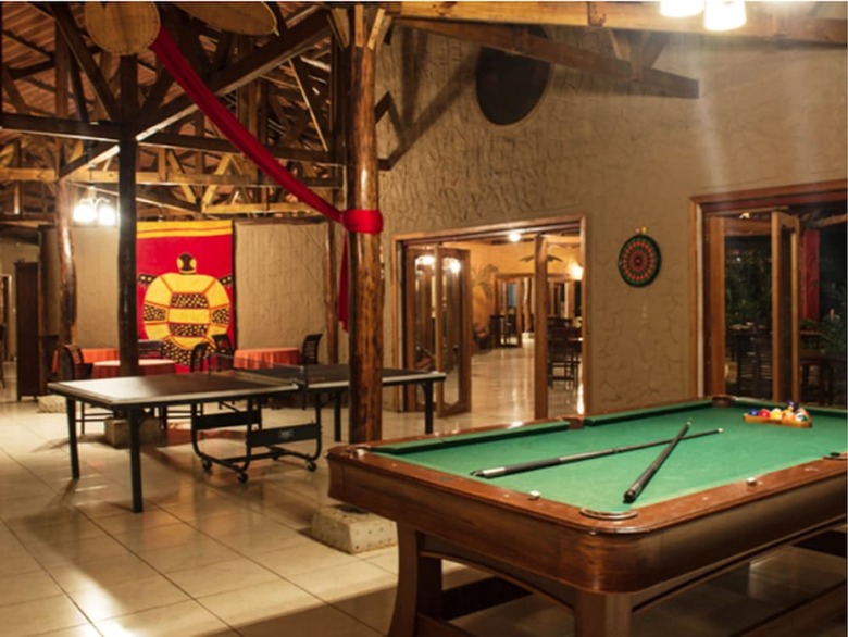 Hotel Popa Paradise Beach Resort