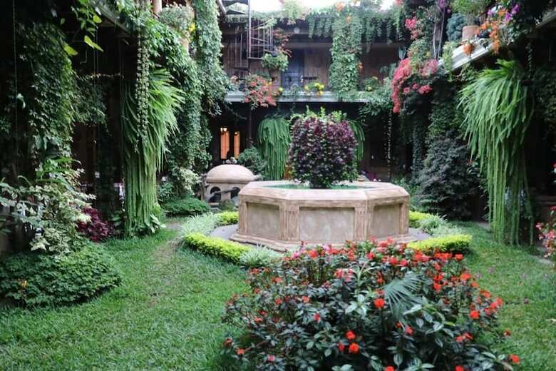 Hotel Genessis