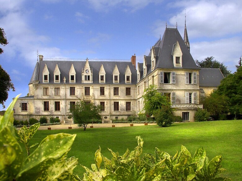 Le Ch�teau De Reignac