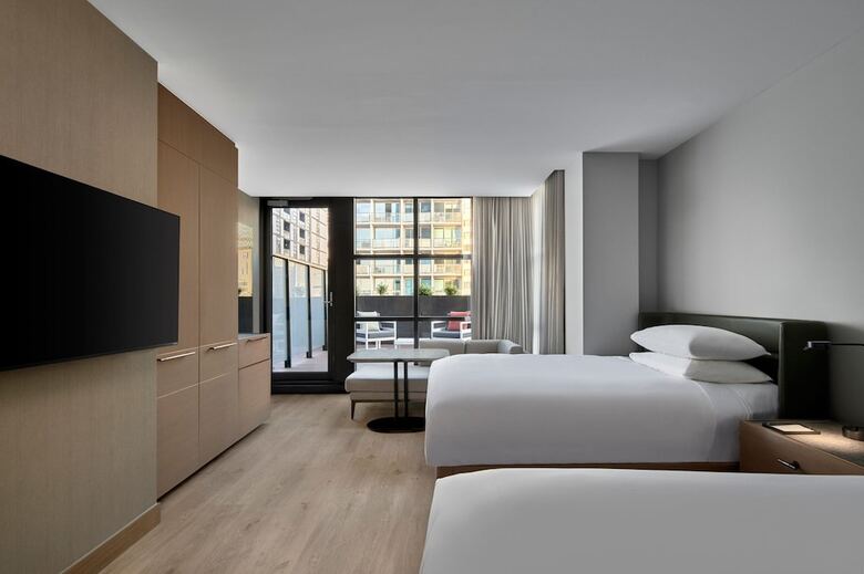 Hotel Courtyard By Marriott Melbourne Flagstaff Gardens