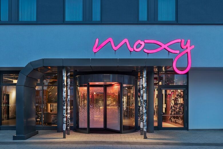 Hotel Moxy Duesseldorf City