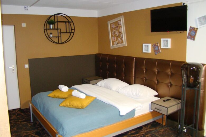 Hotel The Happy Traveler