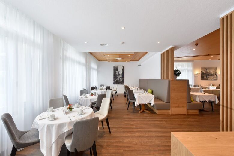 Alpine Hotel Perren