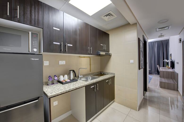 Hotel Regency Luxury Suites