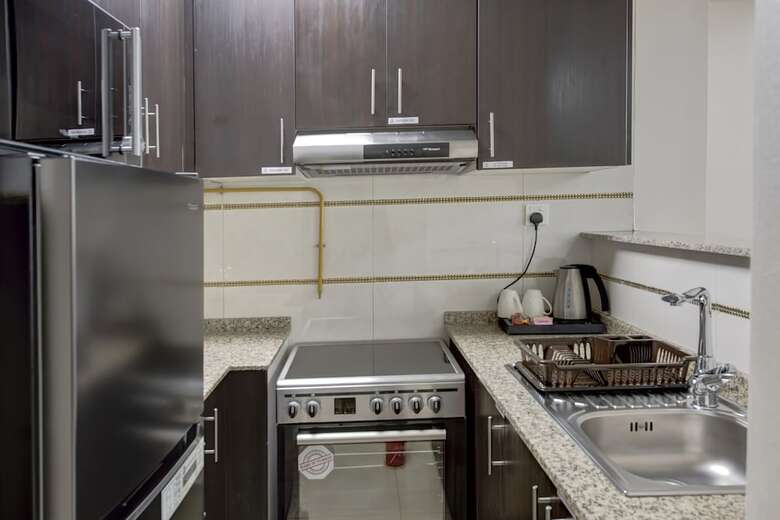 Hotel Regency Luxury Suites
