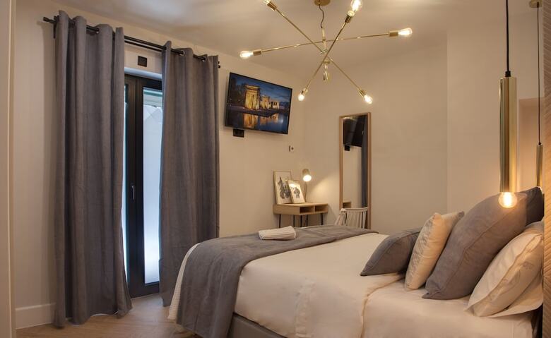 Pension Suites You Soho