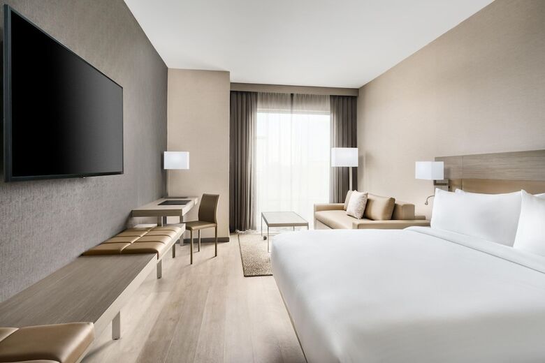 AC Hotel By Marriott Raleigh Downtown