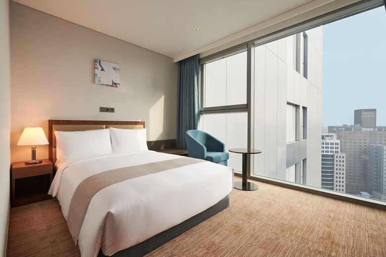 Stanford Hotel Myeongdong