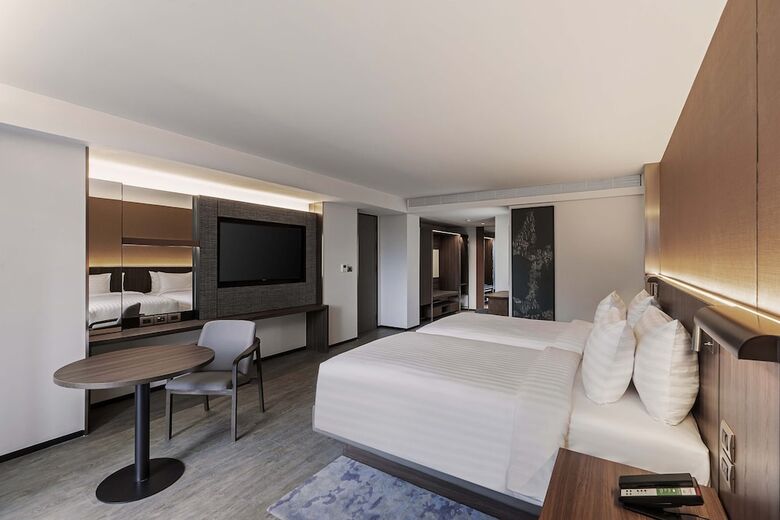 Gardina Asoke Hotel & Residence