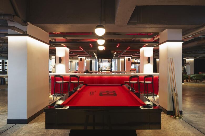 Hotel Radisson Red Phuket Patong Beach