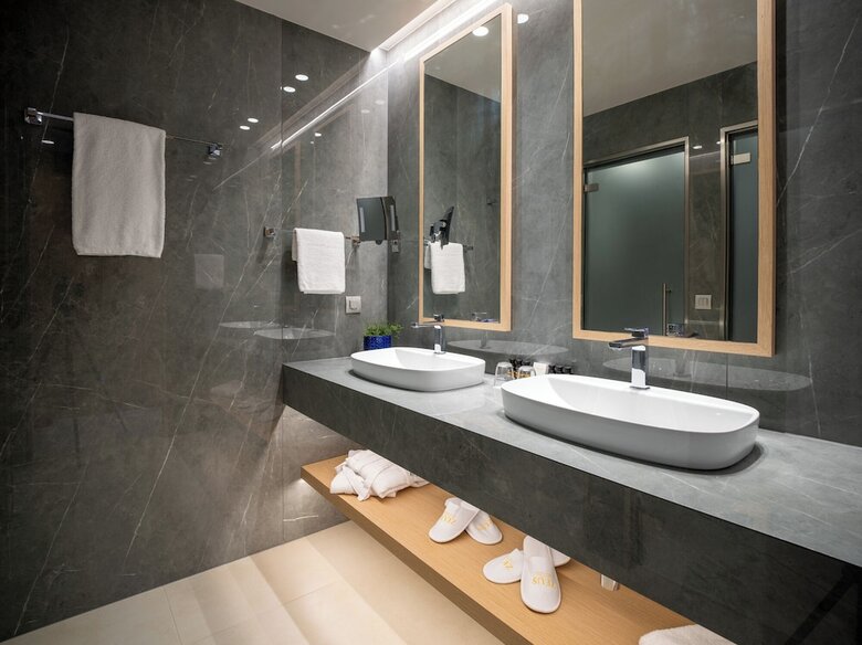 Ammoa Luxury Hotel & Spa Resort
