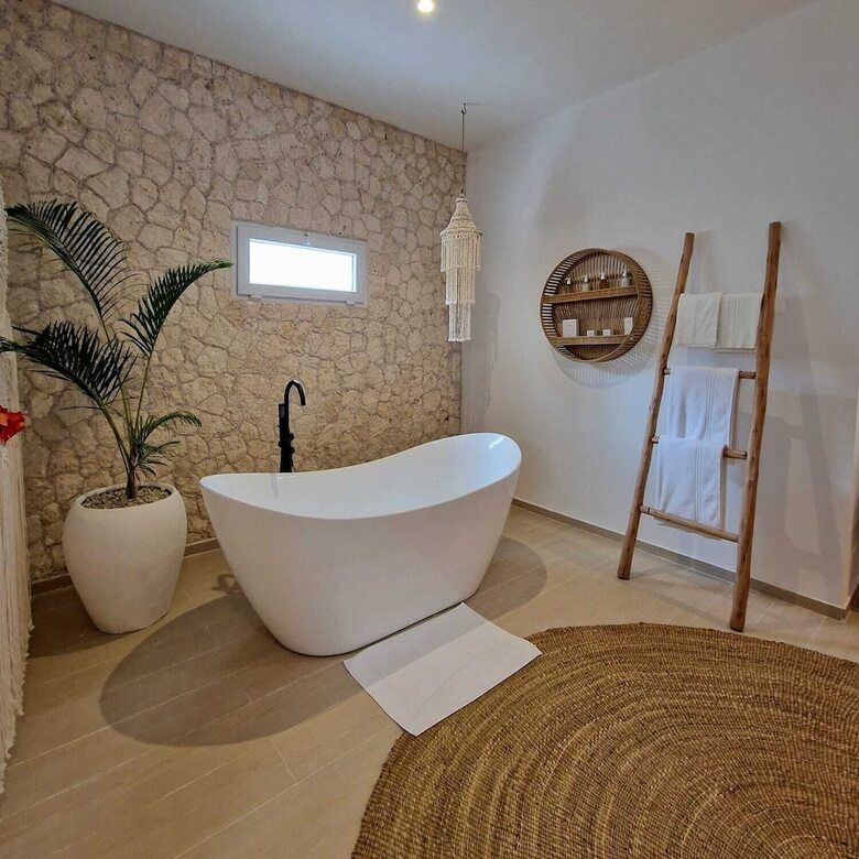 Alma Boutique Hotel