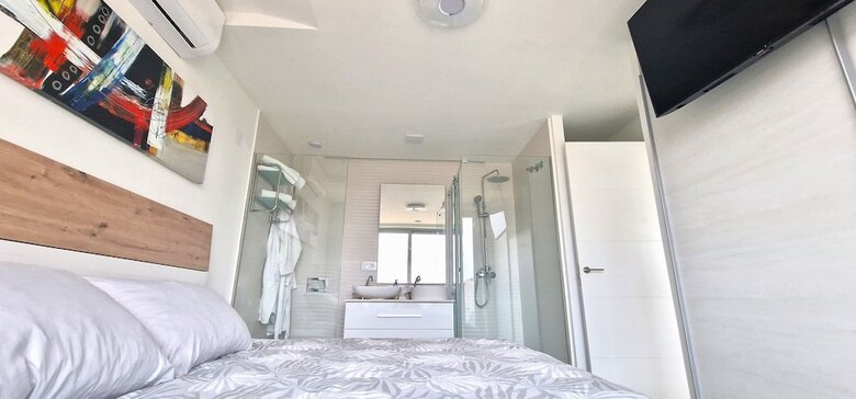 Aparthotel Apartamentos Oasis De La Cala