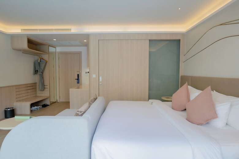 Hotel Wyndham Garden Naithon Phuket