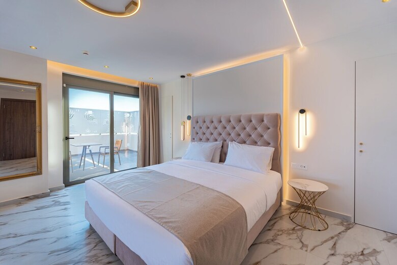 Hotel Philia Center Suites