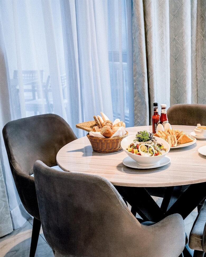Hotel Radisson Residences Cairo Heliopolis