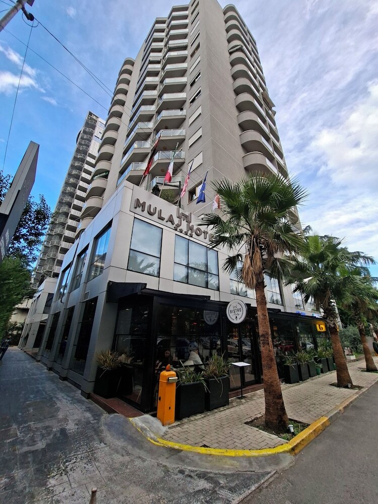 Mulaj Hotel