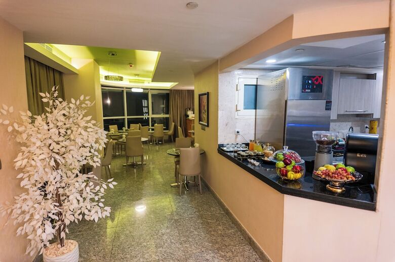 Aparthotel Nile Suites Plaza Apartments