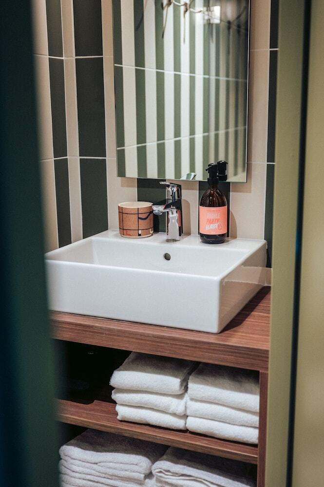 Jost Hotel Montpellier Centre St Roch