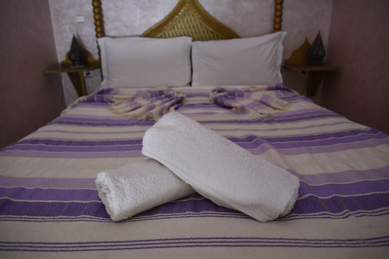 Riad Jenan Adam