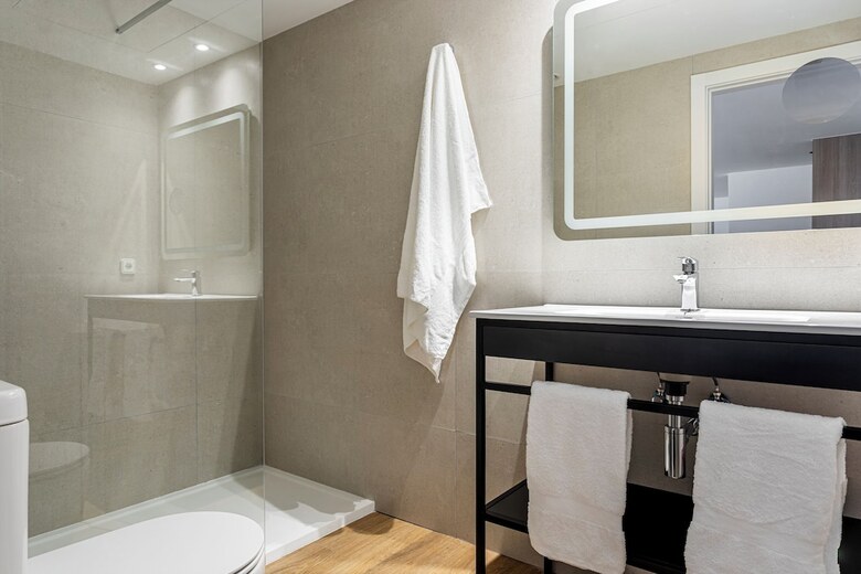 Hotel B48 Valencia Feria