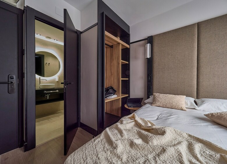 Hotel B48 Oviedo �pera