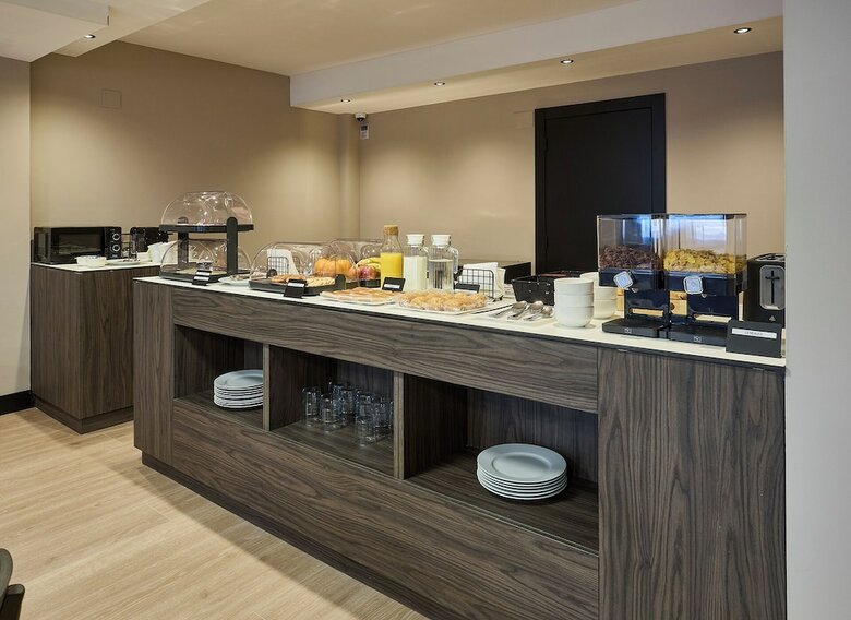 Hotel B48 Oviedo �pera