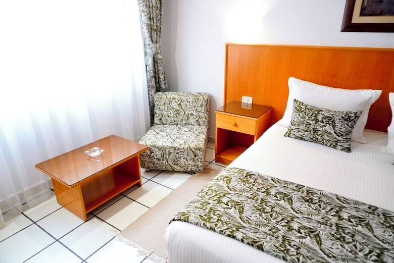 Hotel Le National