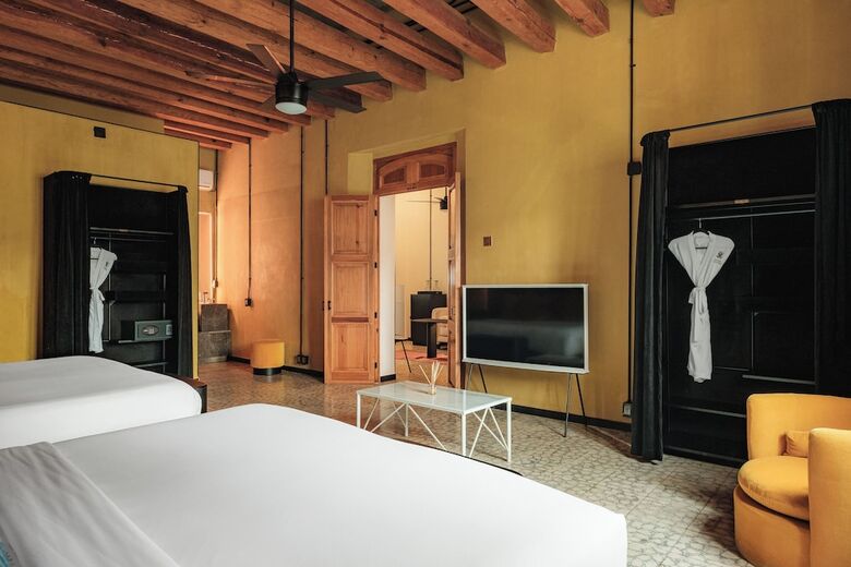 Hotel Pug Seal Oaxaca