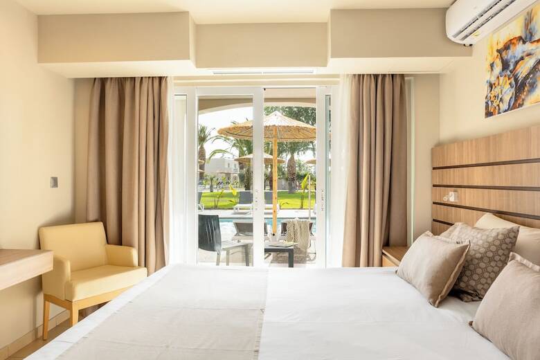 Hotel Akti Coast Club