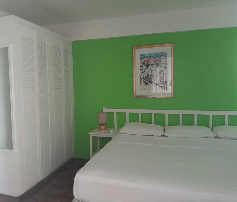 Aparthotel Melrose Beach Apartments