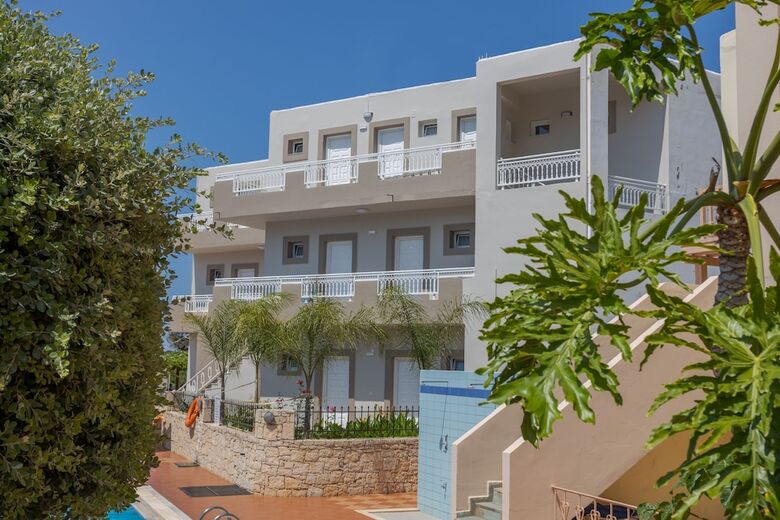 Hotel Amara Seaside By Estia