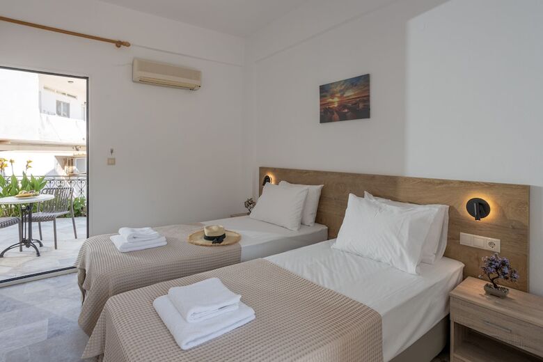 Hotel Amara Seaside By Estia