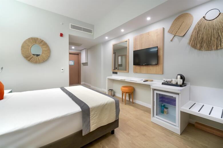 Arcanus Hotels Trendline Side