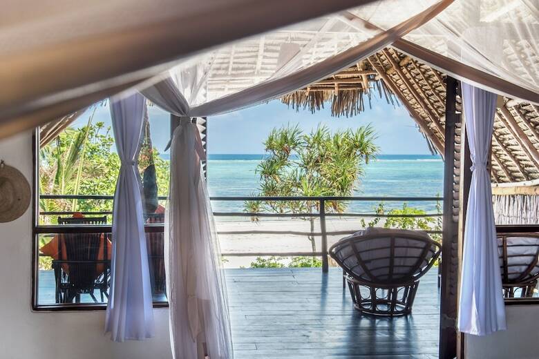 Sunshine Azure Zanzibar Beach Hotel