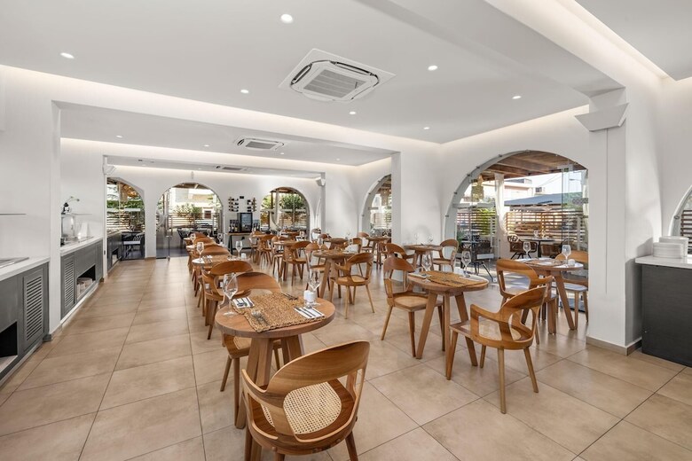 Cabana White Boutique Hotel
