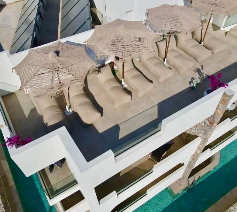 Cabana White Boutique Hotel